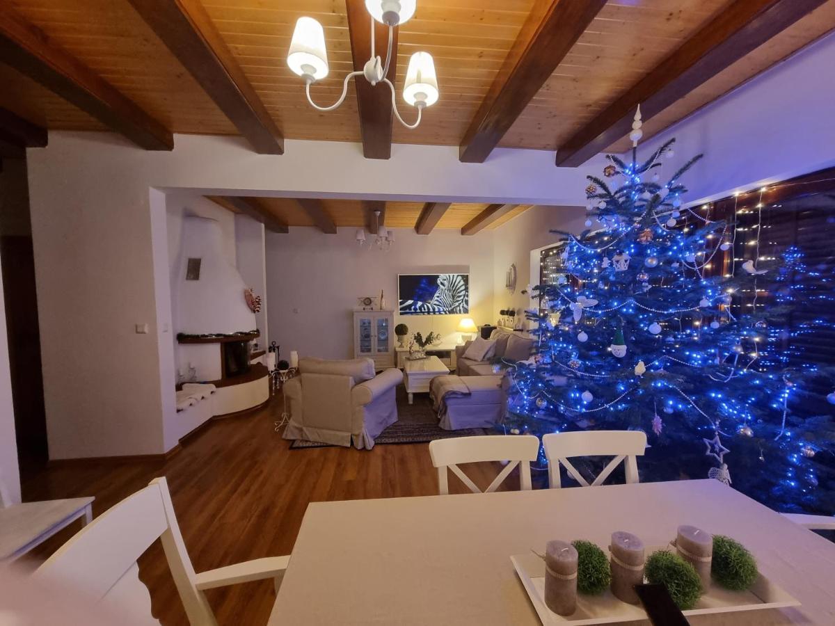 Naszjestwasz Villa Gorki Male  Luaran gambar
