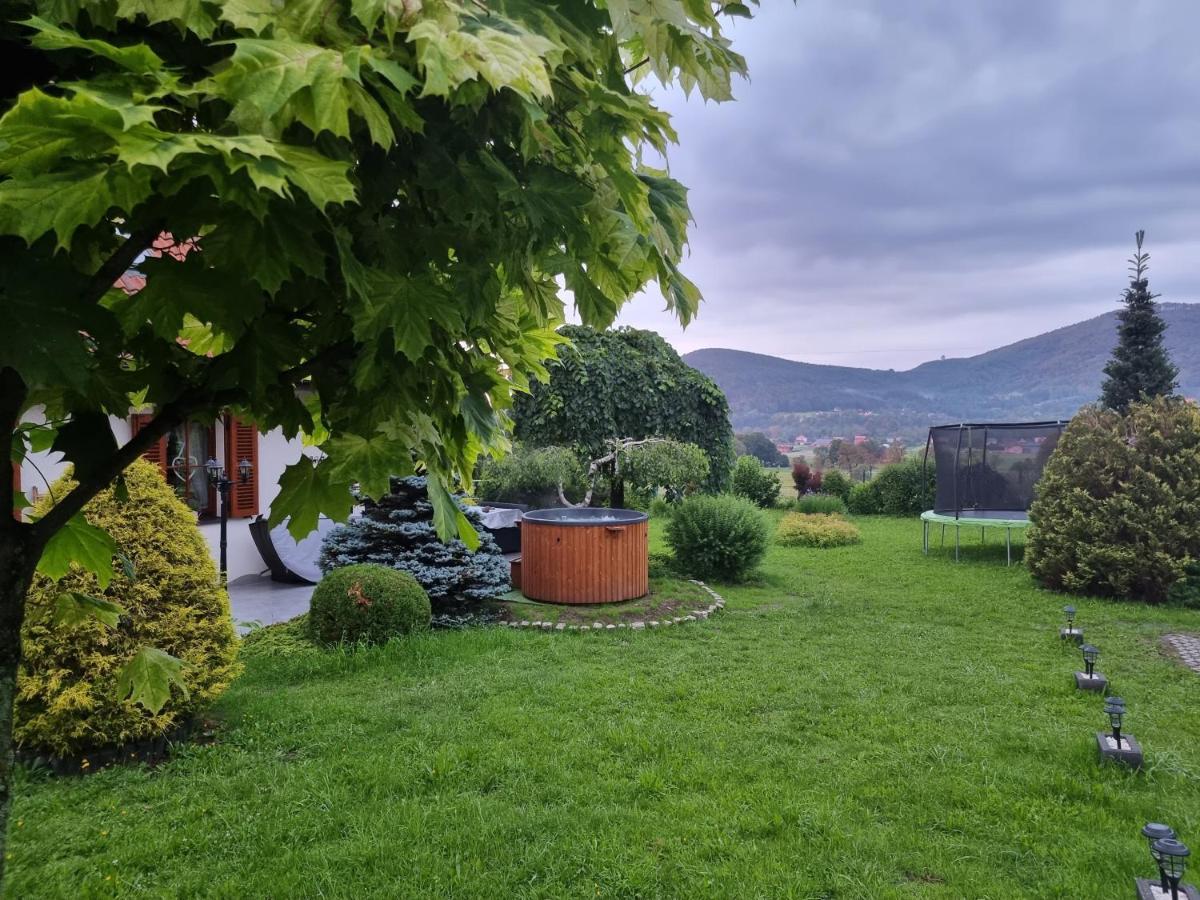 Naszjestwasz Villa Gorki Male  Luaran gambar